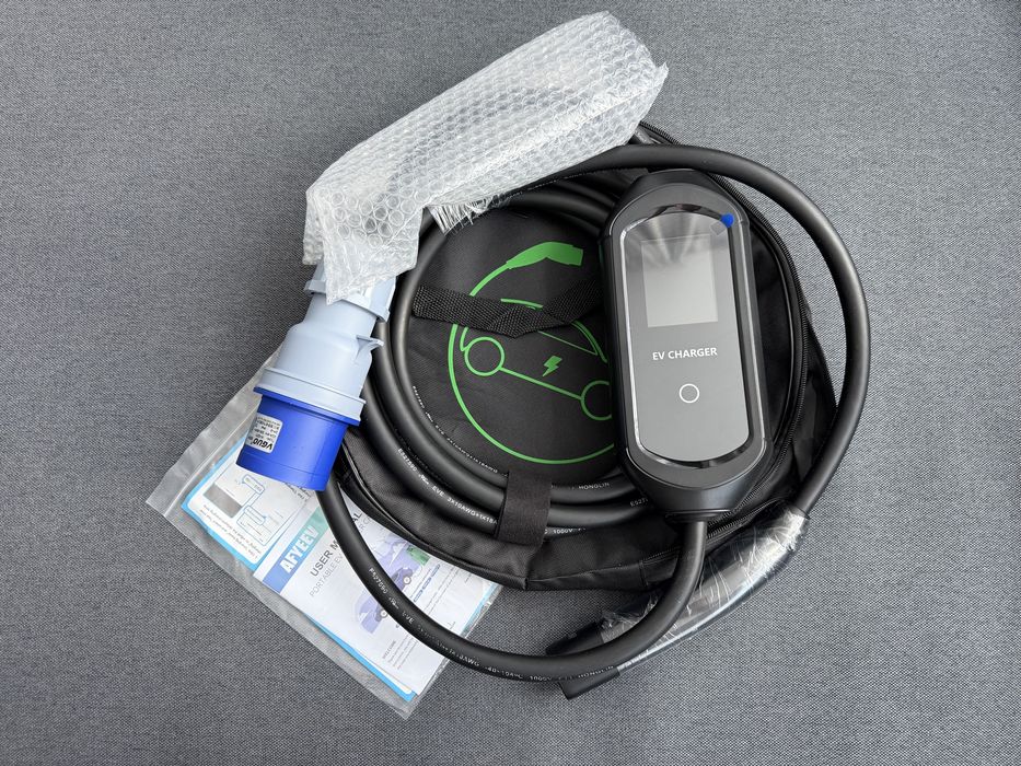 Зарядний пристрій Тесла nacs evcharger 32 ампер 7квт зарядка кабель перехідник