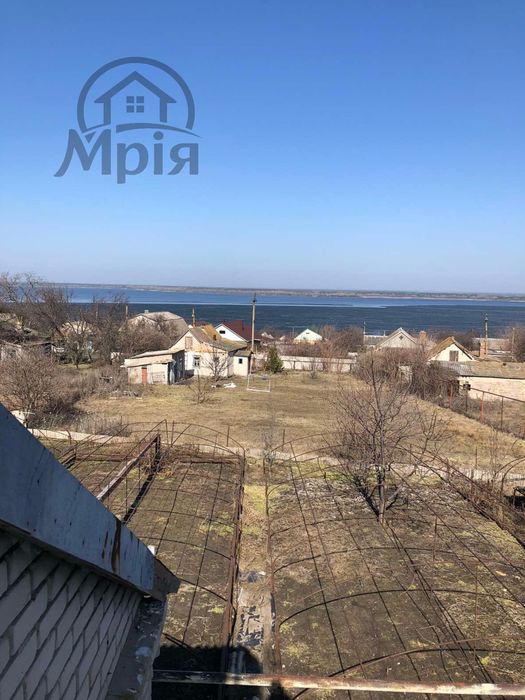 Продам большой дом