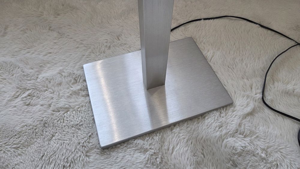 Candeeiro de pé em inox - FAÇO ENTREGA