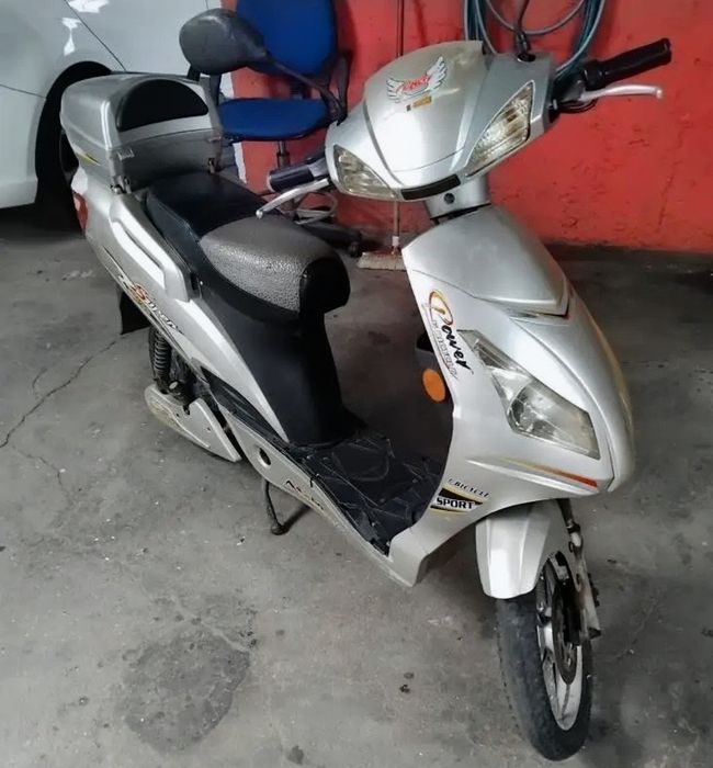 Moto eletrica oferta.