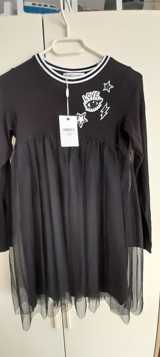 Sukienka r. 134/140 nowa