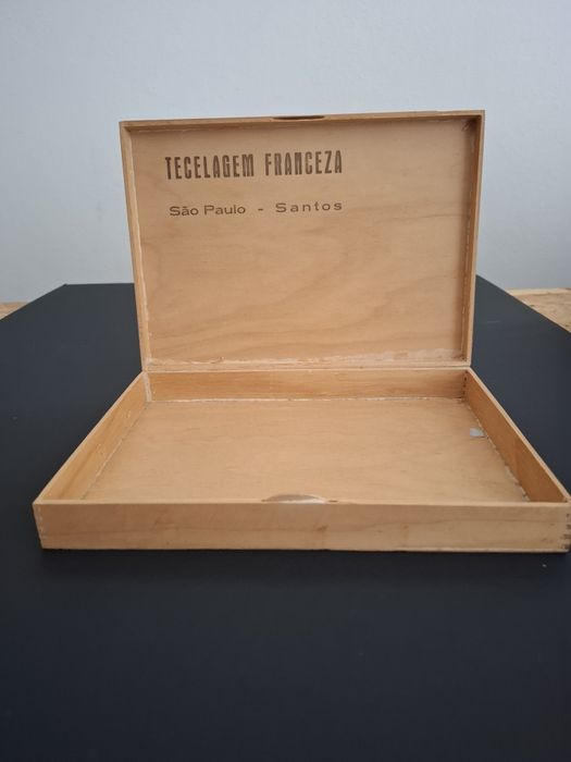 Caixa madeira com desenho