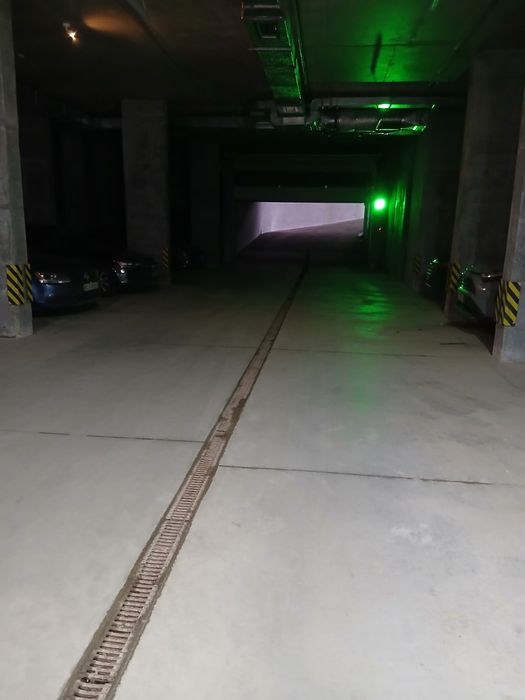 Продаж паркомісця ЖК Континент вул. Трускавецька