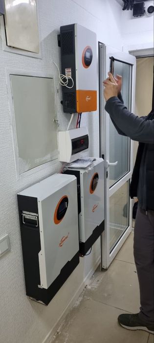 Встановлення інверторів Agent Jsdsolar Deye, зарядних станцій та АВР