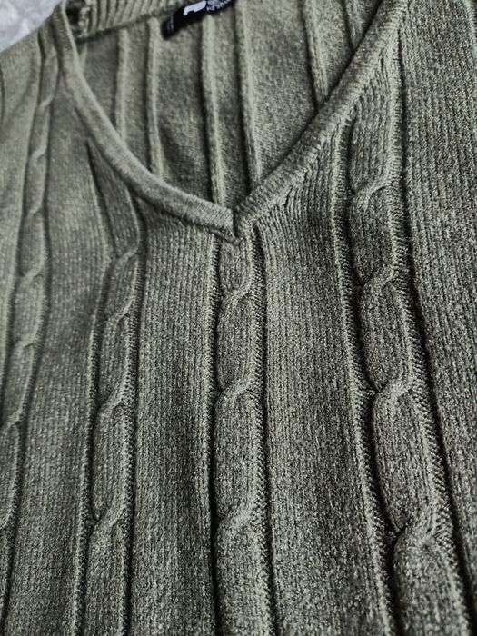 Crop top z długim rękawem oliwkowy khaki