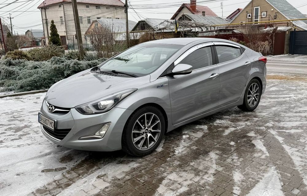 Продам Hyundai Elantra Хундай Елантра  2014 Dizel Avtomat