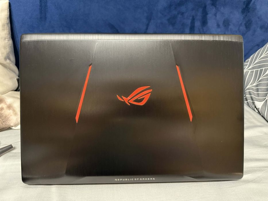 Asus rog strix gl553vE