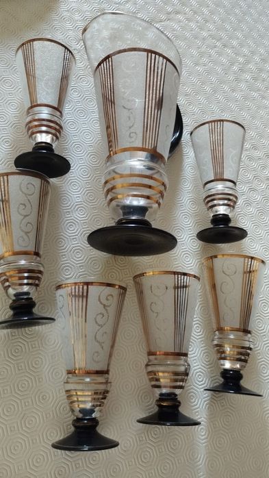 Conjunto de jarra e seis copos de cristal novos. Em Lisboa entrego em