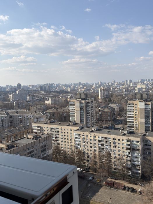 Довгострокова оренда квартири від ВАСНИКА  в Києві ЖК Малахіт