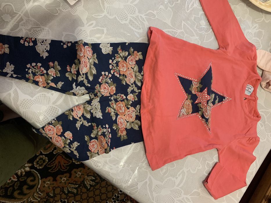 Костюмчики для дівчинки 68-74