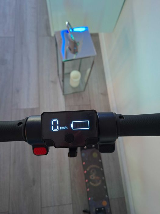 Hulajnoga elektryczna dziecięca
