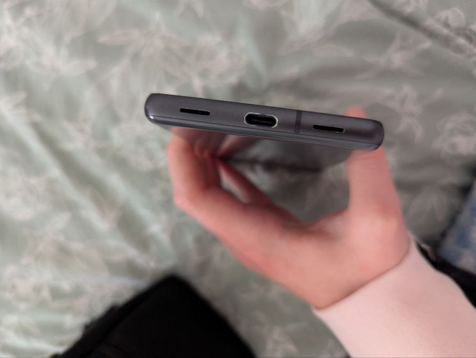 Google Pixel 7a 8/128 в гарному стані