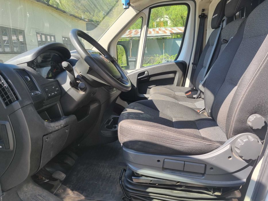 Fiat Ducato 2,3 MultiJet L3H2 uszkodzony silnik