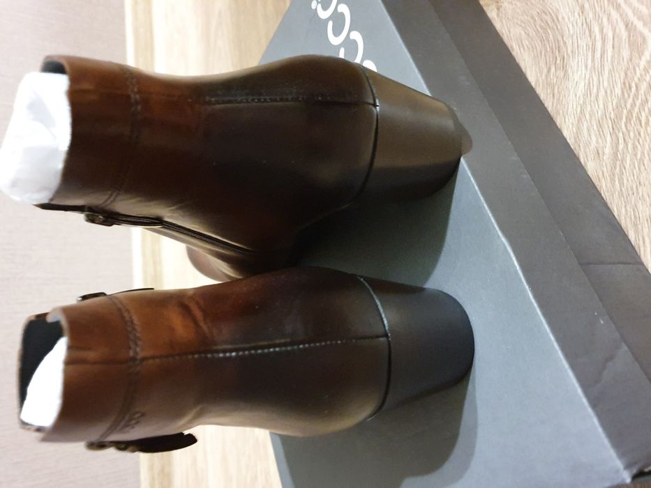 Ботинки ECCO, р.39, новые