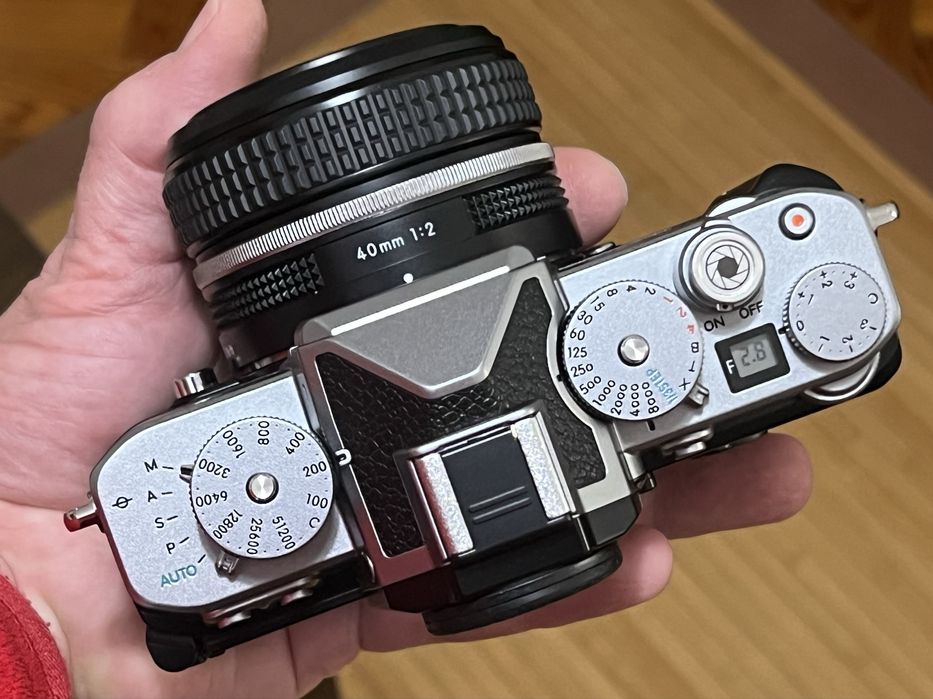 Nikon ZF Silver com 40 SE