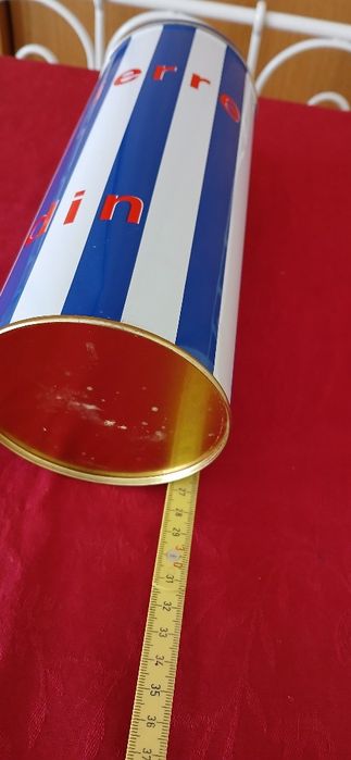 Lata pierre cardin, vazia