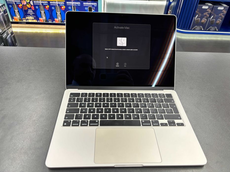 APPLE Laptop APPLE MacBook Air 13 M2/16GB/256GB SSD/8C GPU/macOS Księżycowa poświata MC7W4ZE/A