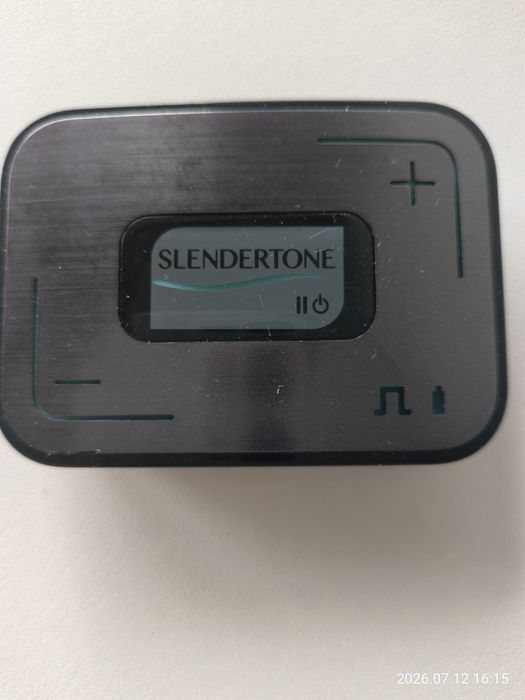 блок керування електростимулятора м'язів живота від компанії Slendertone.