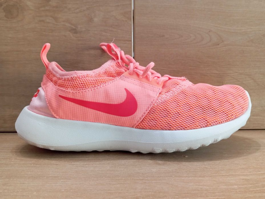 Nike Wmns Juvenate Buty Sportowe Damskie rozm. 37,5