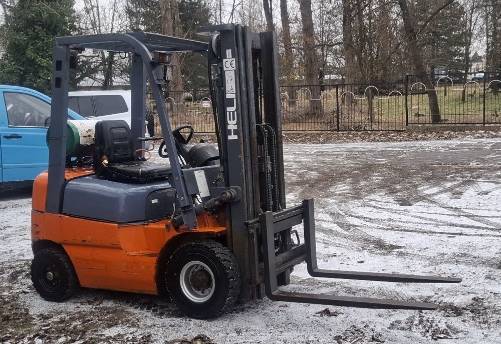 Mały wozek widlowy heli super stan transport