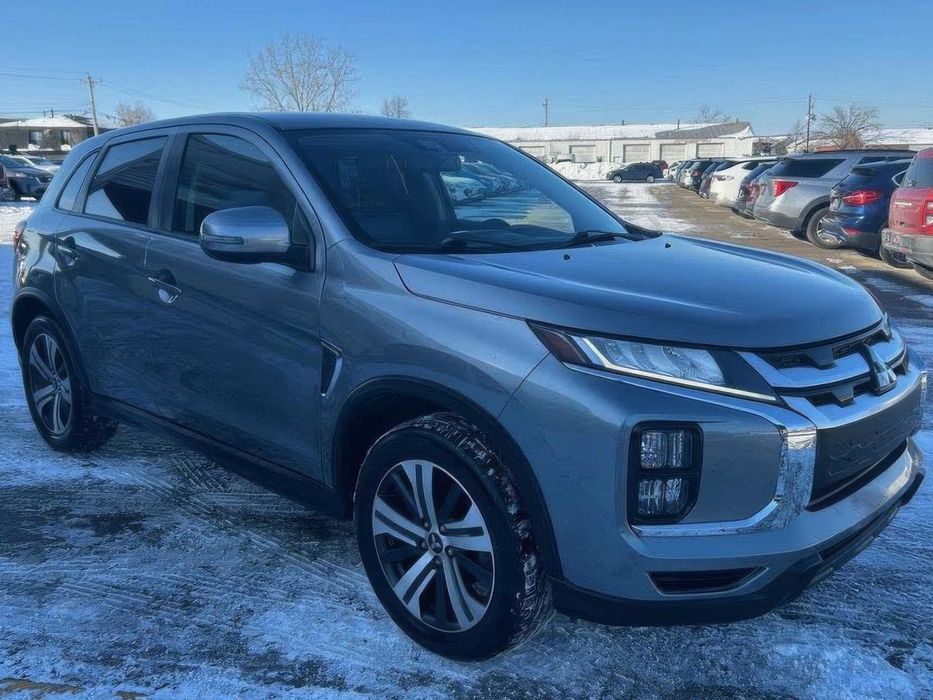 Mitsubishi Outlander      2021