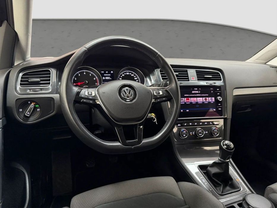 VW Golf