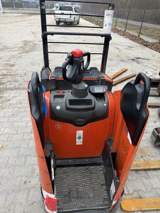 Paleciak elektryczny rydwan toyota linde still 2020 r serwis aso