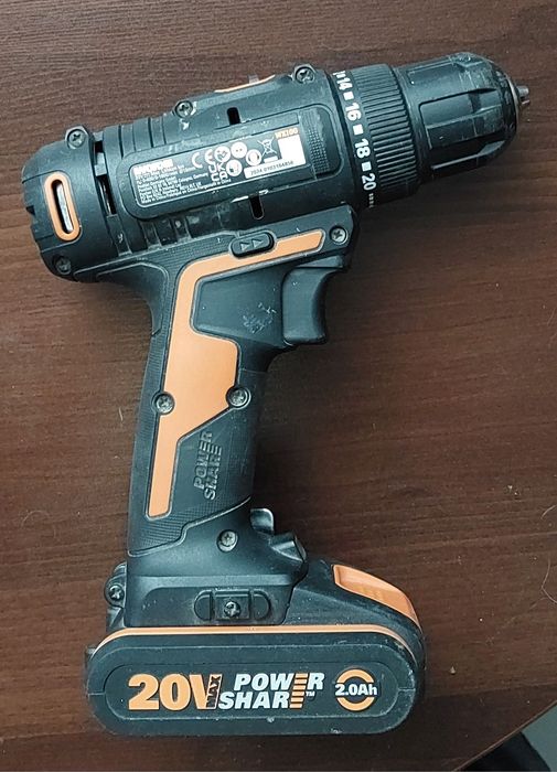 Шурупокрут шуруповерт Worx WX100