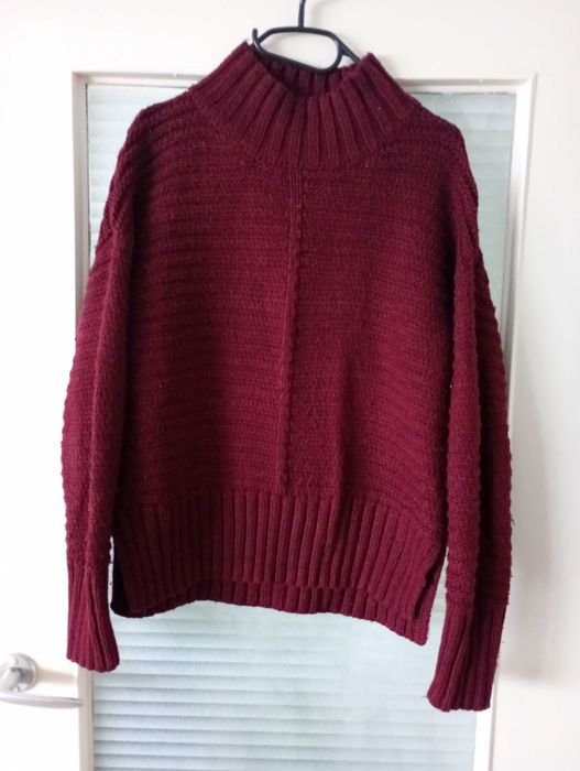 Bordowy sweter, półgolf, rozmiar L, krótki,
