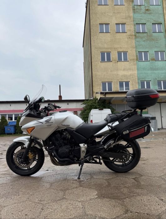 Motor szosowo - turystyczny Honda CBF600