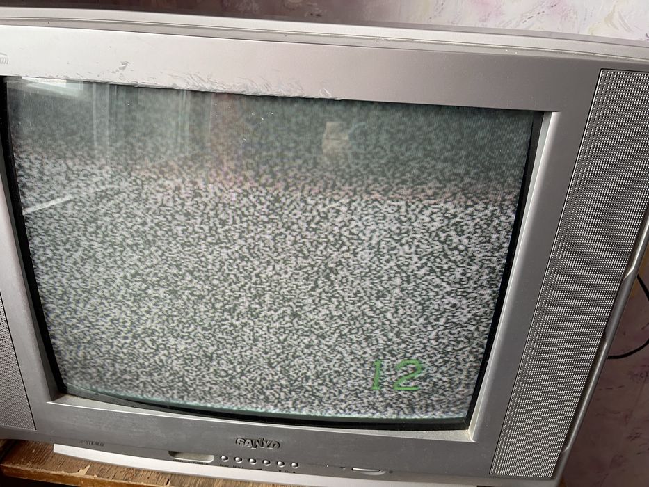 Продам телевизор sanyo