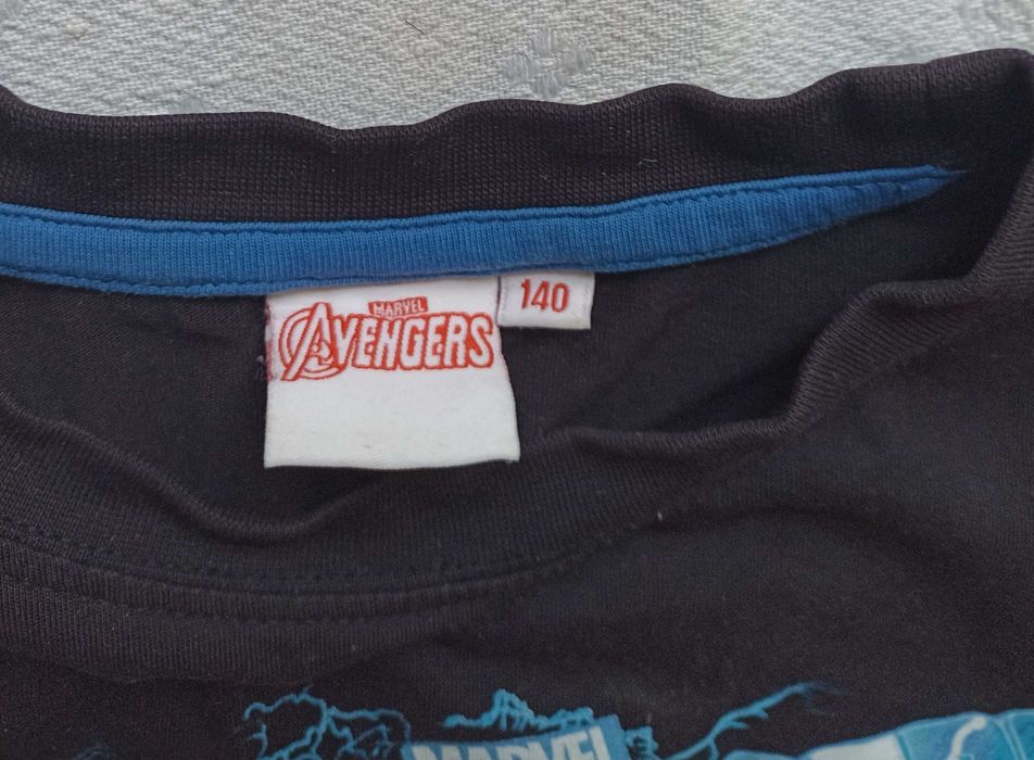 Лонгслів футболка з рукавами светр реглан 140 Marvel