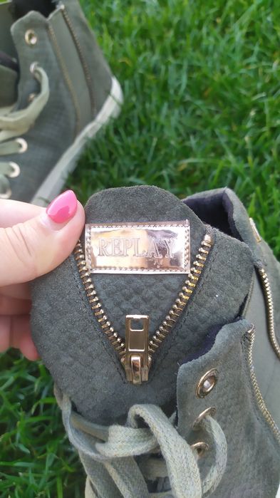 Кеди фірмові, стан ідеальний