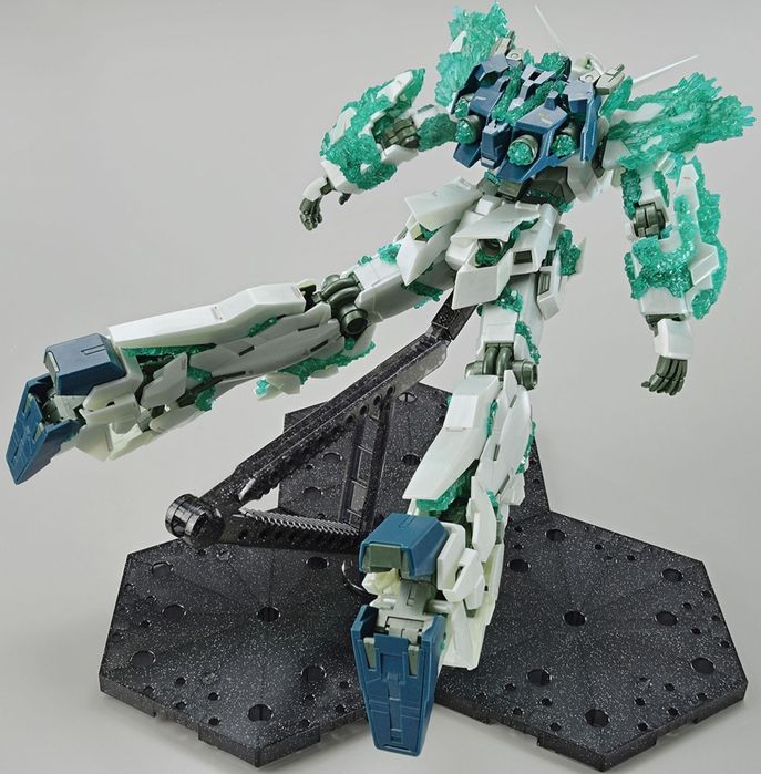 MG Gundam unicorn luminus crystal body