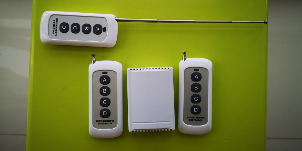 Радіокероване реле KR2204 4 канала