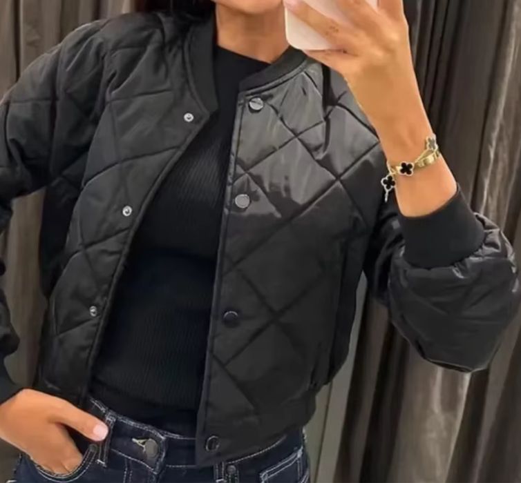 Zara бомбер чорний