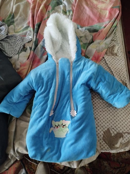 Продам зимний конверт детский.