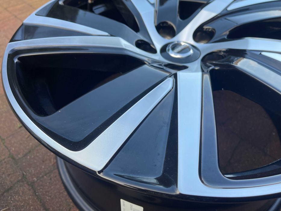 3874. Alufelgi 18" oryginalne Volvo S90 V90 XC90 II 8J ET42 5x108