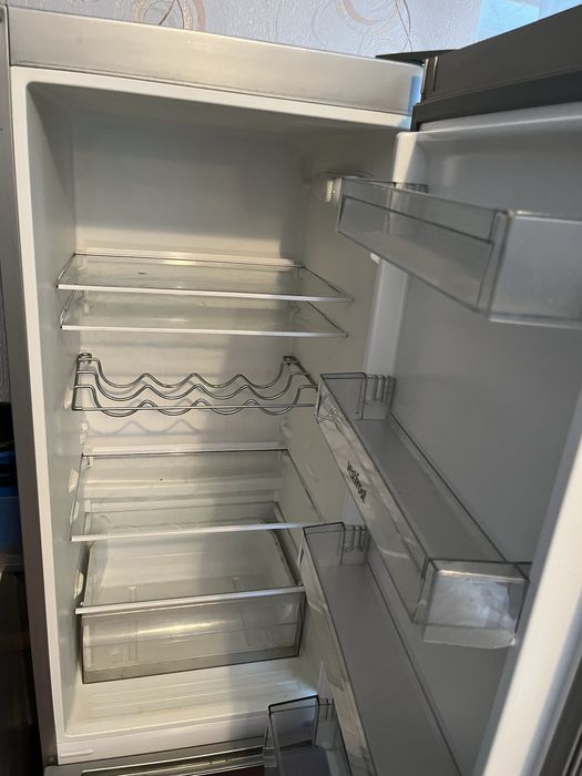 Холодильник Vestfrost