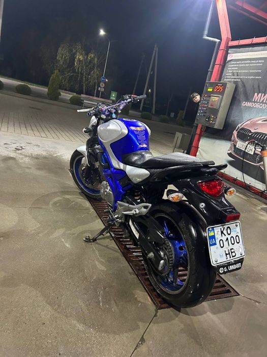 Suzuki gladius 650