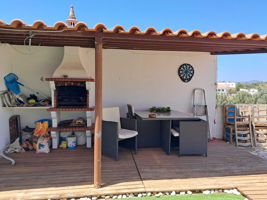 T2 com Excelente Terraço em Pechão – Conforto e Luminosidade