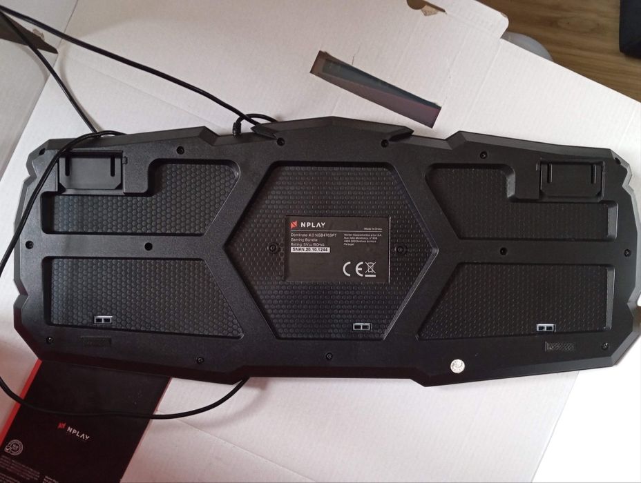 Teclado NPlay como novo