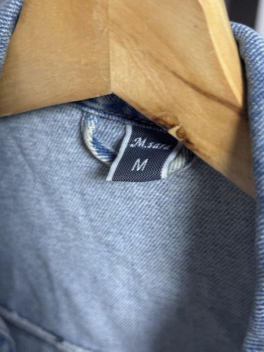 Джинсова жіноча куртка