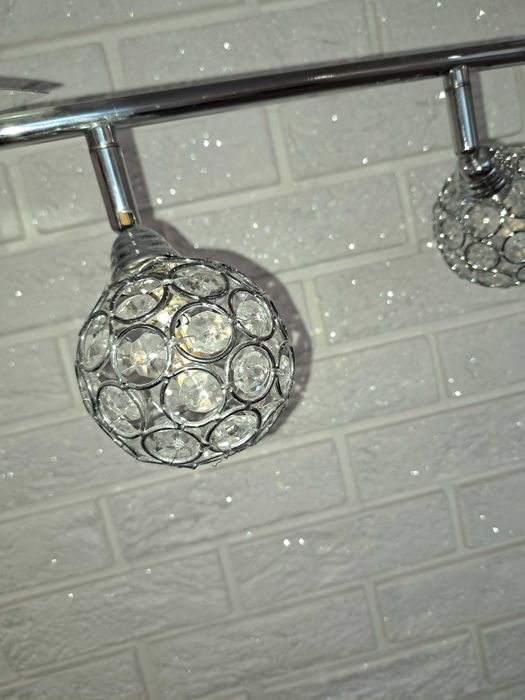 Żyrandol kryształki żarówki led