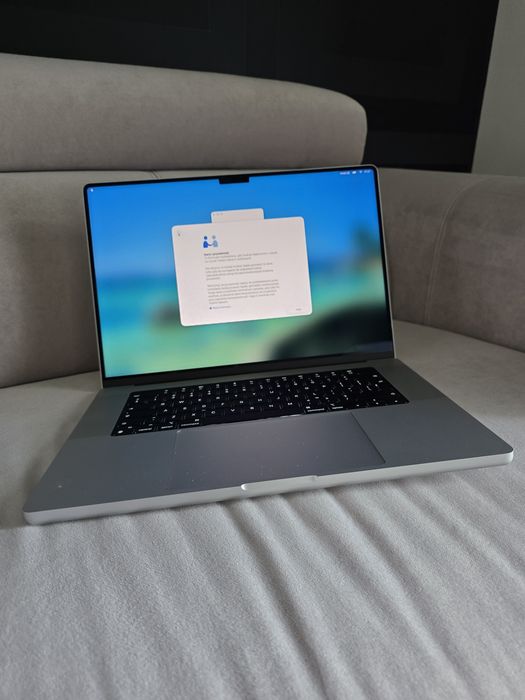 Apple MacBook Pro M4 Max 16.2 cala