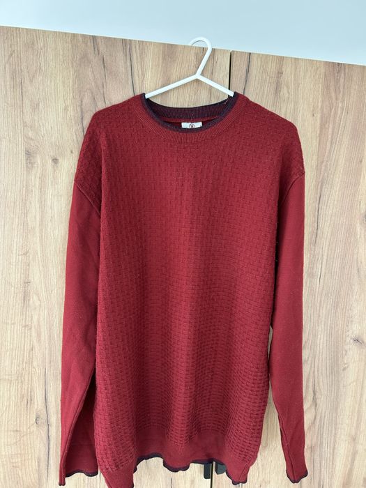 Męski czerwony sweter