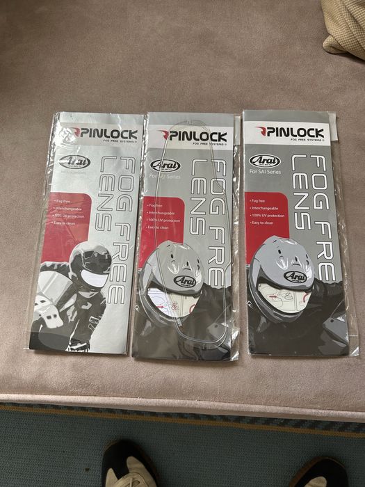 Pin lock para capacete arai