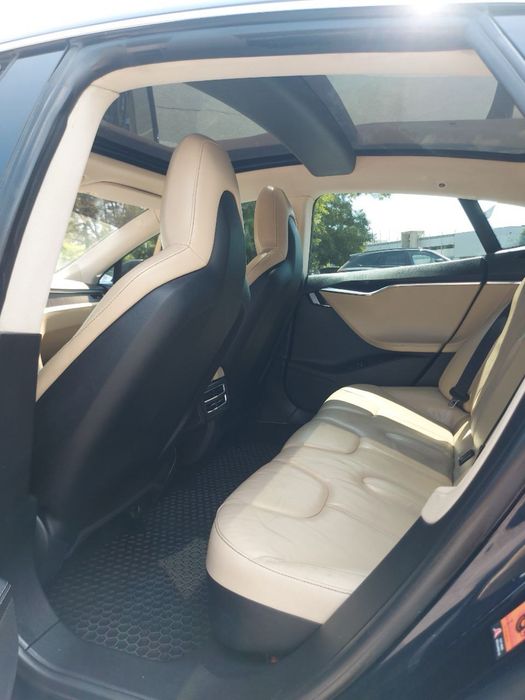 Аренда Тесла С Tesla model S 3 X авто оренда одеса