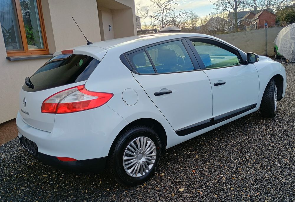 Renault Megane 1.6 2010r