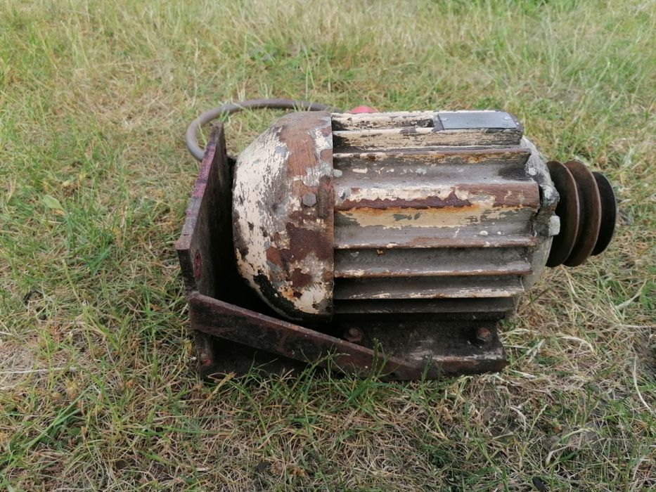 Silnik 3 fazy mocy, ok.2kw